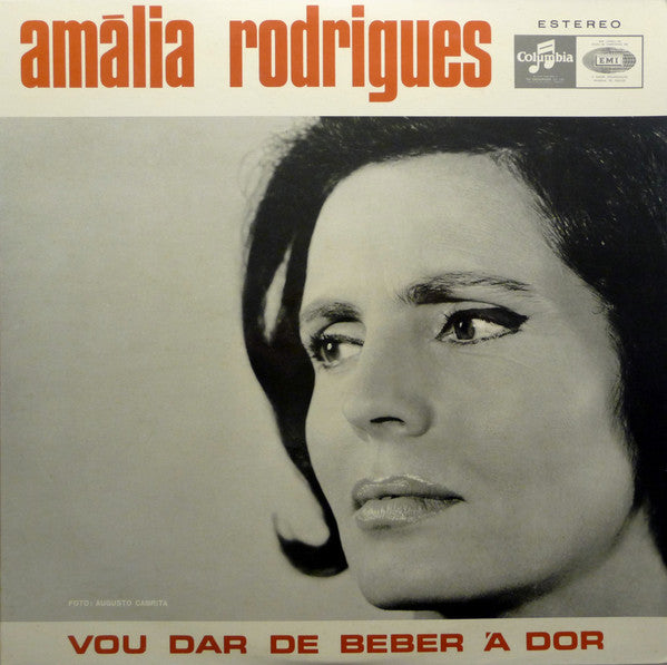 vou dar de beber à dor