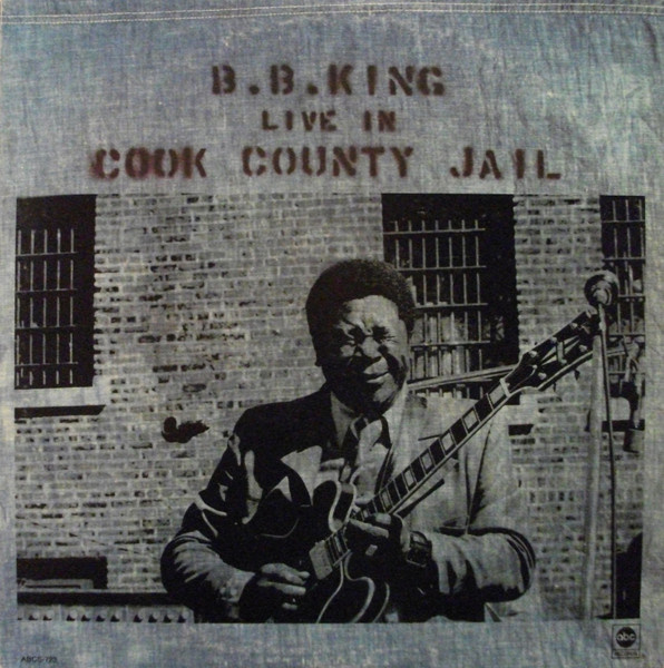 live in cook county jail